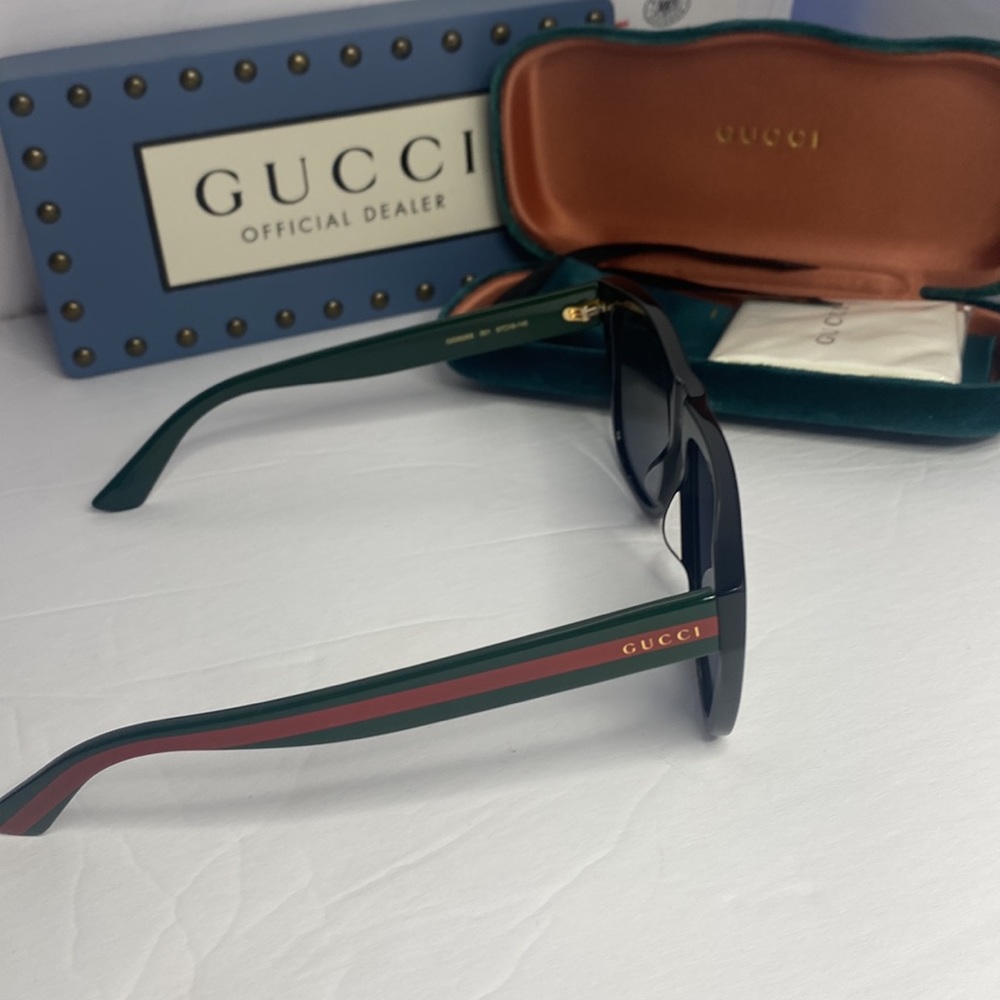 New- Gucci Sunglasses Unisex GG0926S 001 Black-Green/Grey 57-16-145mm - Picture 6 of 12